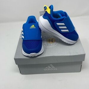 Infant boys, size 5K Adidas, new with tags Velcro closure